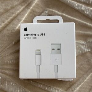 Apple White Lightning to USB Cable